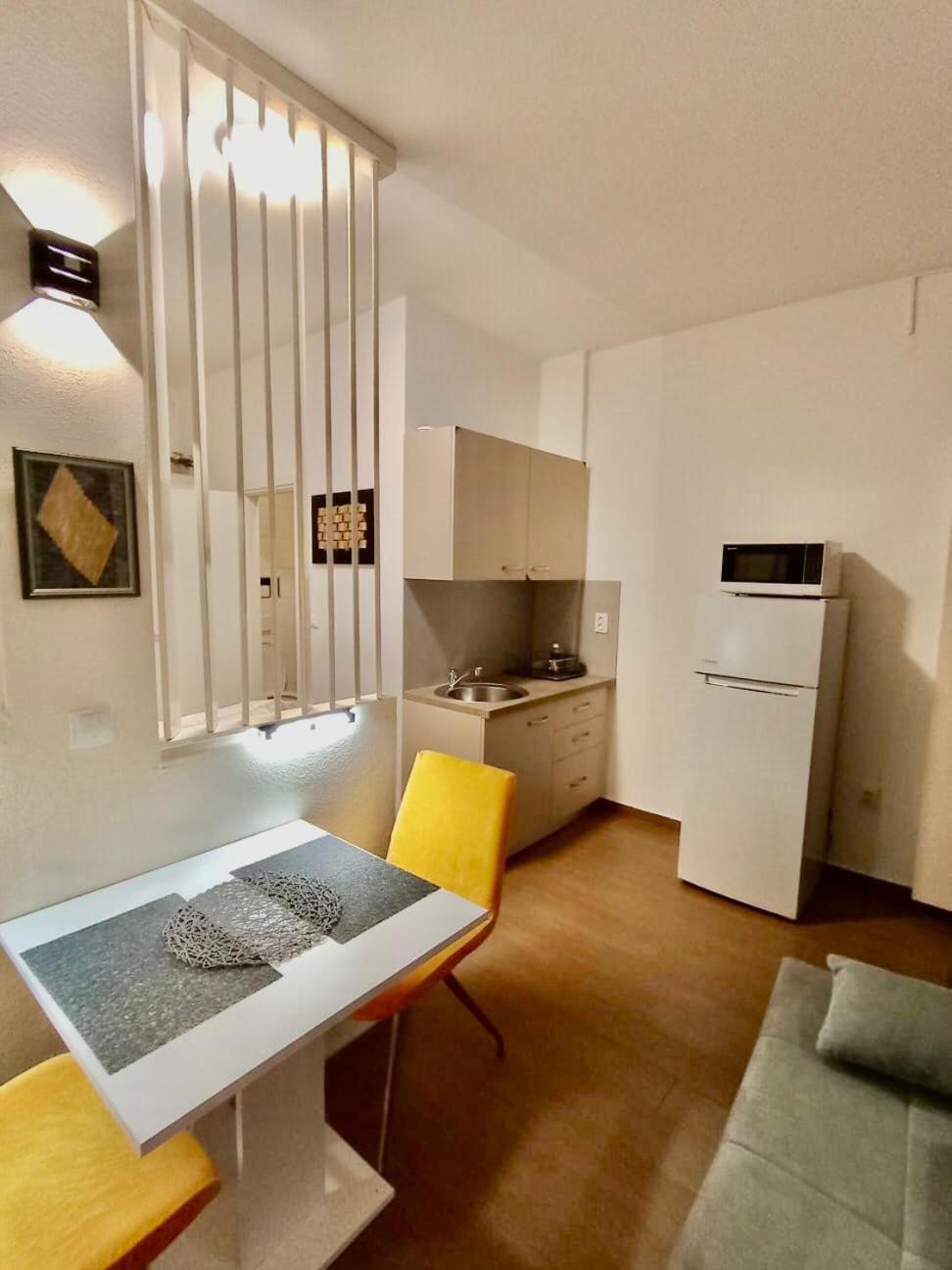 Studio Apartment With Pool Pula Ngoại thất bức ảnh