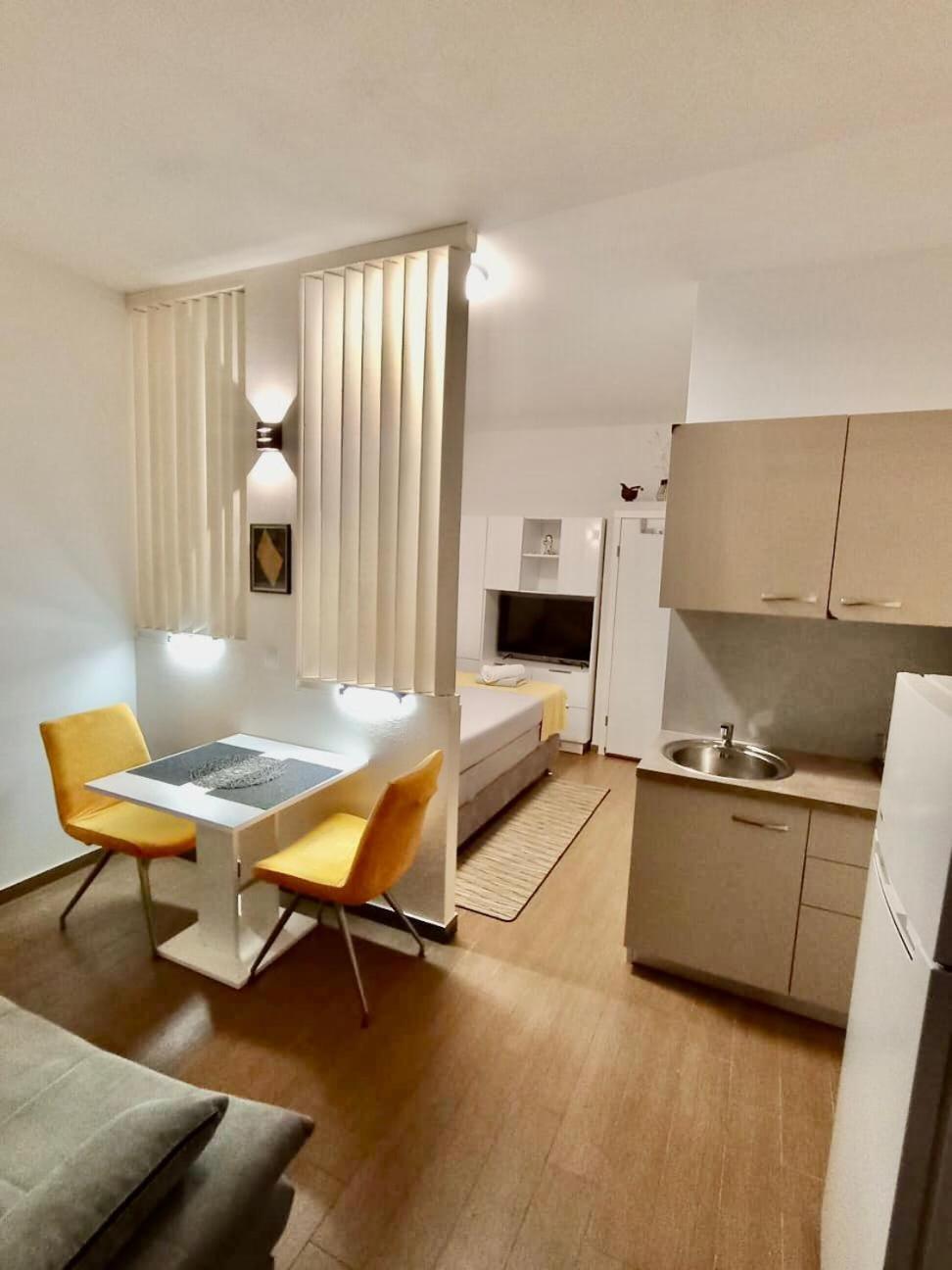 Studio Apartment With Pool Pula Ngoại thất bức ảnh