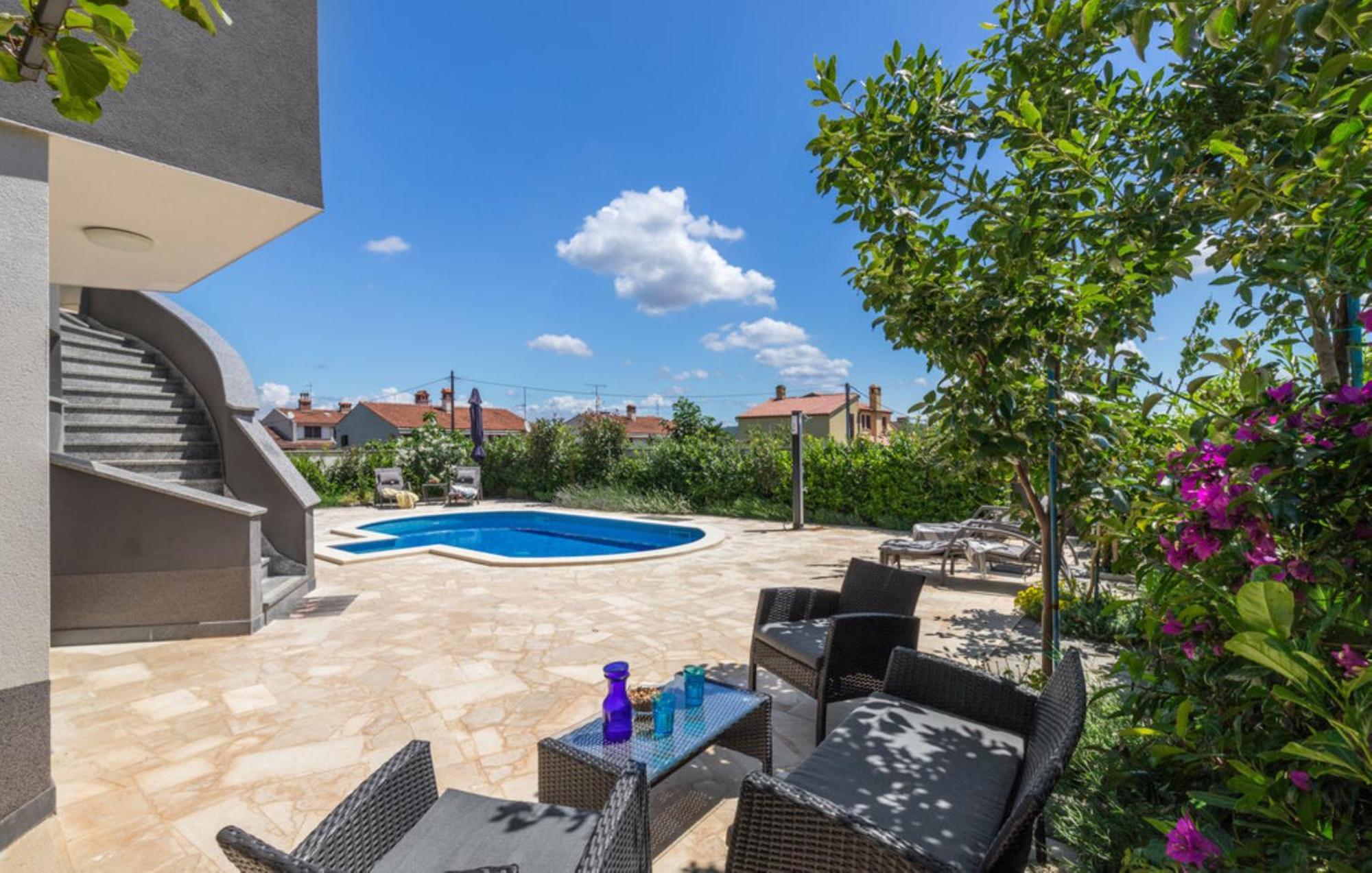 Studio Apartment With Pool Pula Ngoại thất bức ảnh
